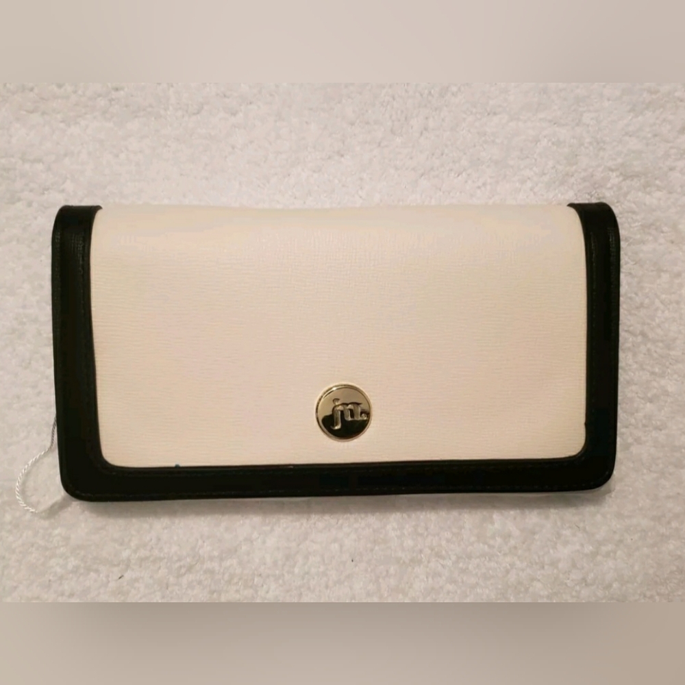 Jessica Moore Tri Fold Wallet Off-white  Faux Leather W/Floral Lined Interior